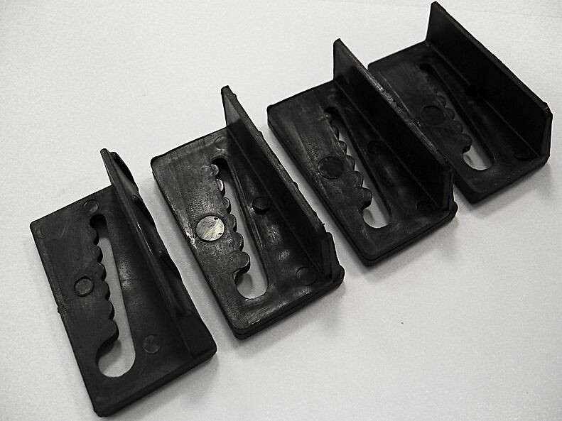 Клипсы для крепления моек под столешницу (комплект 8 шт)